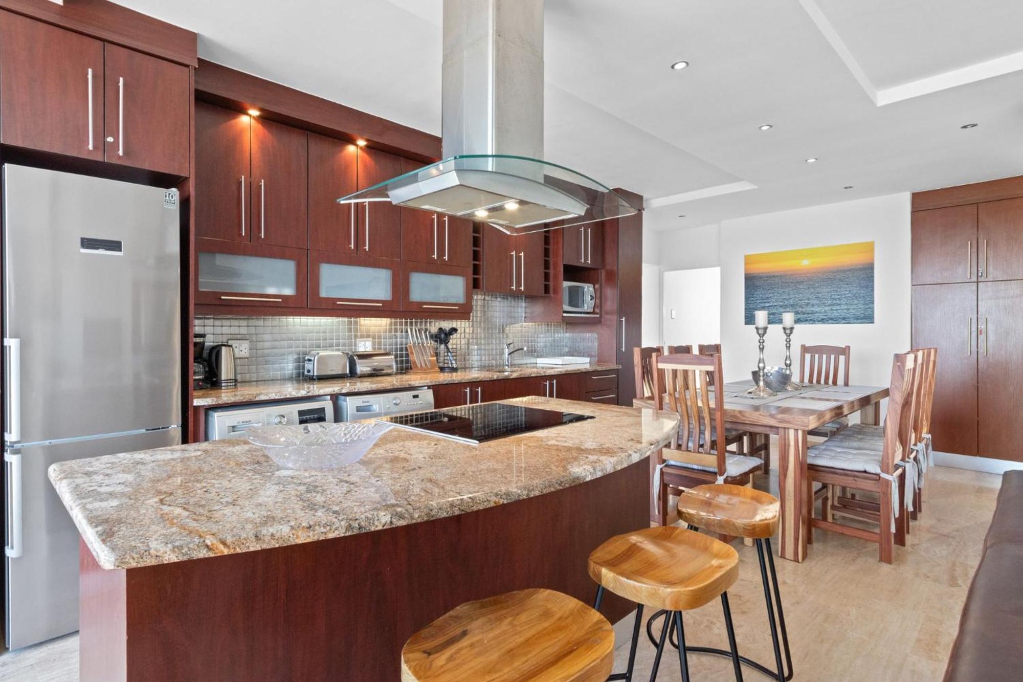 Silverwind - Blouberg Heights 1501 By Host Agents Cape Town
